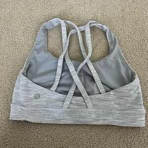 LULULEMON SPORTS BRA LIKE NEW